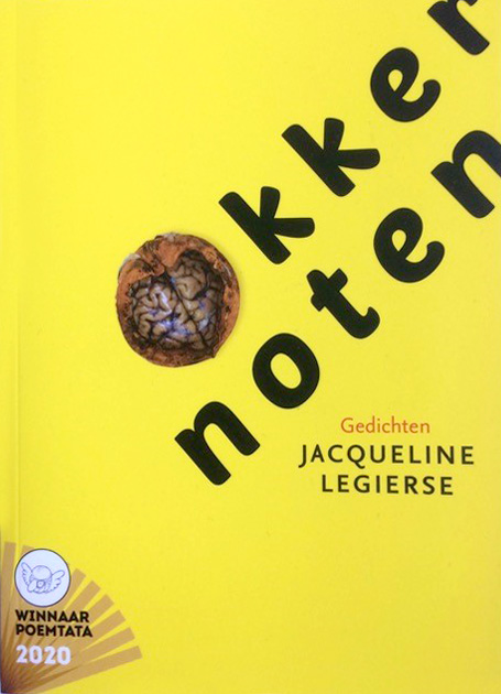 voorzijde van dichtbundel okkernoten
