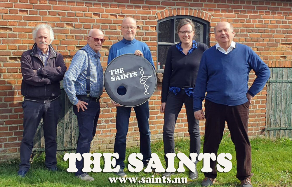 vijf bandleden van The Saints 