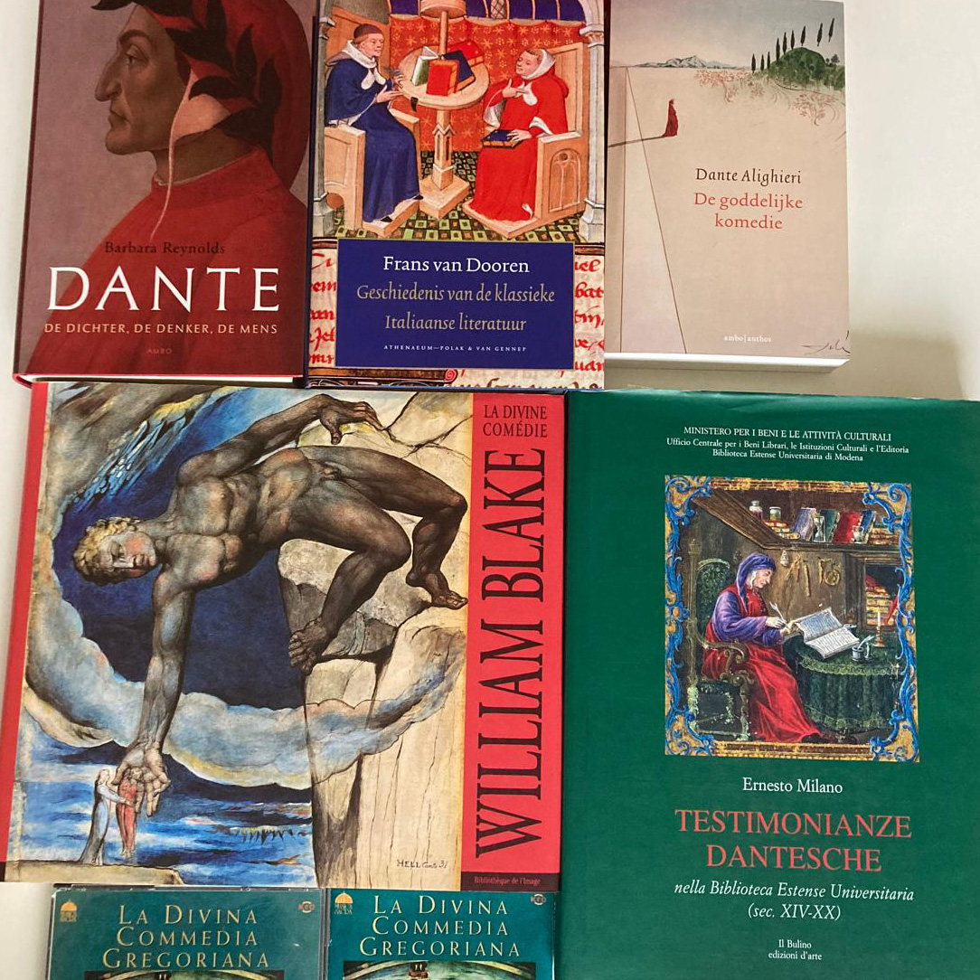 Kaften van diverse boeken van Dante